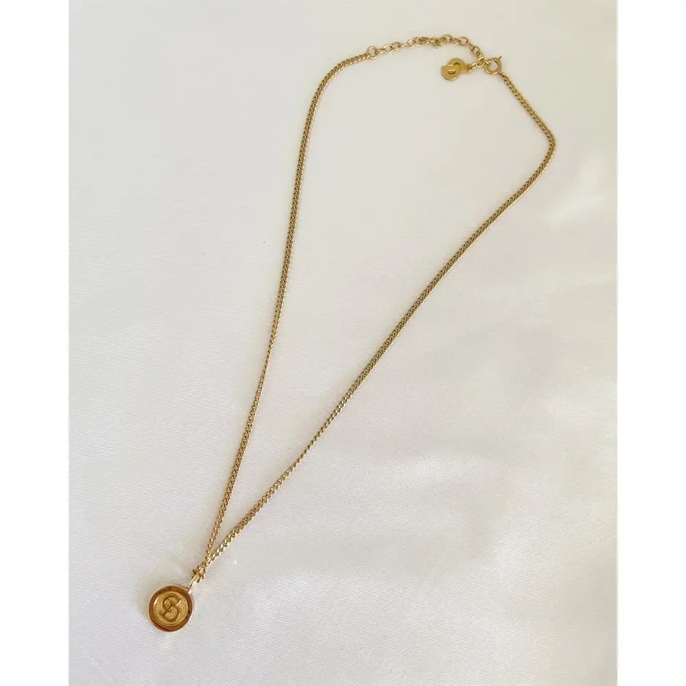 CHRISTIAN DIOR CD Logo Medallion Necklace Gold Tone Pendant Stamped - Picture 8 of 10
